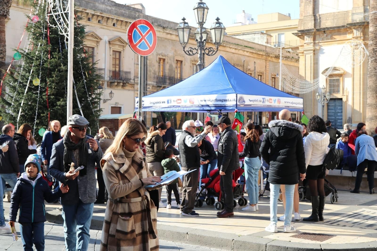Prima Befana solidale 2023 Piazza Duomo Augusta
